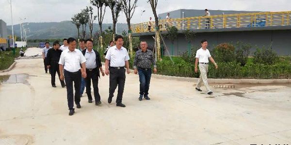 市人大常委會(huì)黨組副書(shū)記、副主任樊文浩一行調(diào)研泓源公司項(xiàng)目建設(shè)情況(圖3)