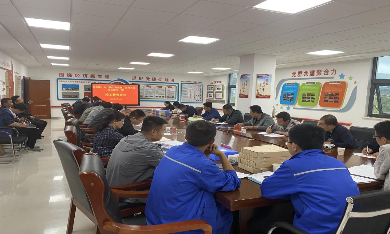 市質(zhì)監(jiān)站對瑞豐路、涇河大道、東二路（北段）、北區(qū)給水（一期）進(jìn)行竣工驗收(圖2)