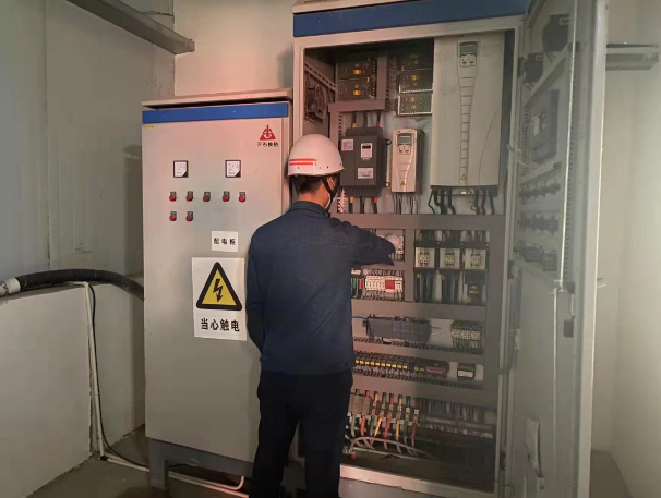 市產(chǎn)投集團能源供應(yīng)公司圓滿完成2021-2022年度平?jīng)龉I(yè)園區(qū)集中供熱任務(wù)(圖2) 市產(chǎn)投集團能源供應(yīng)公司圓滿完成2021-2022年度平?jīng)龉I(yè)園區(qū)集中供熱任務(wù)(圖2)